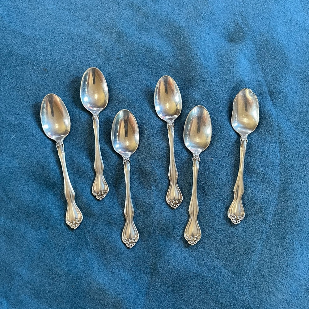 Westmoreland George and Martha sterling demitasse spoons, set of 6.